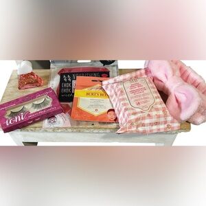 *GIVEAWAY* Beauty bundle